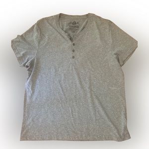 American Rag Men’s Henley t-shirt